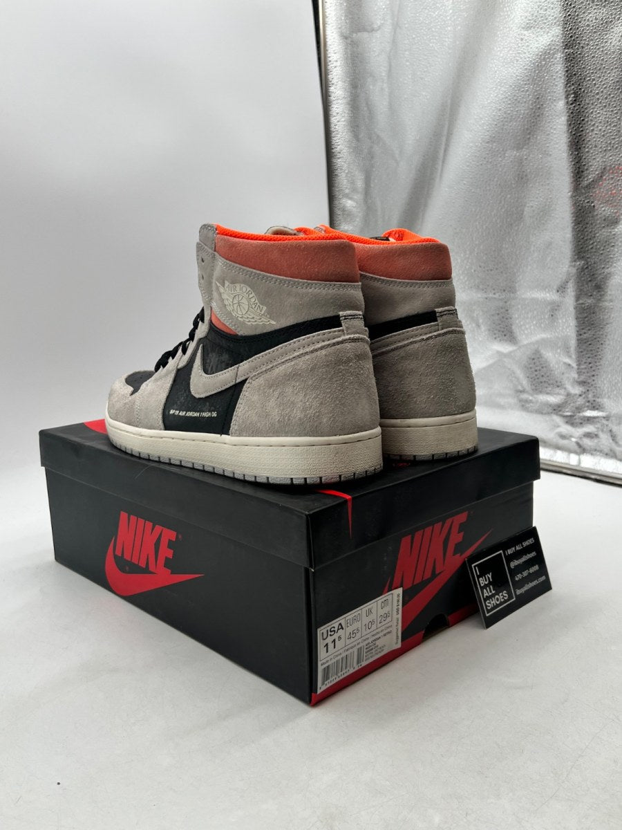 Jordan 1 Retro High Neutral Grey Hyper Crimson 11.5 (Moderately Worn Pre-Owned) - Image 4