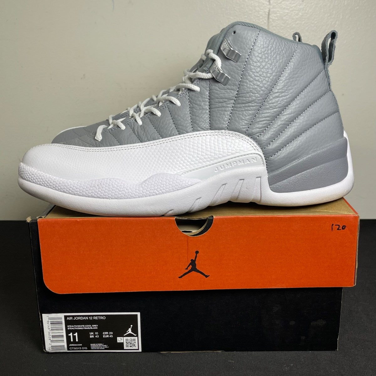 Jordan 12 Retro Stealth (Size 11) - aux