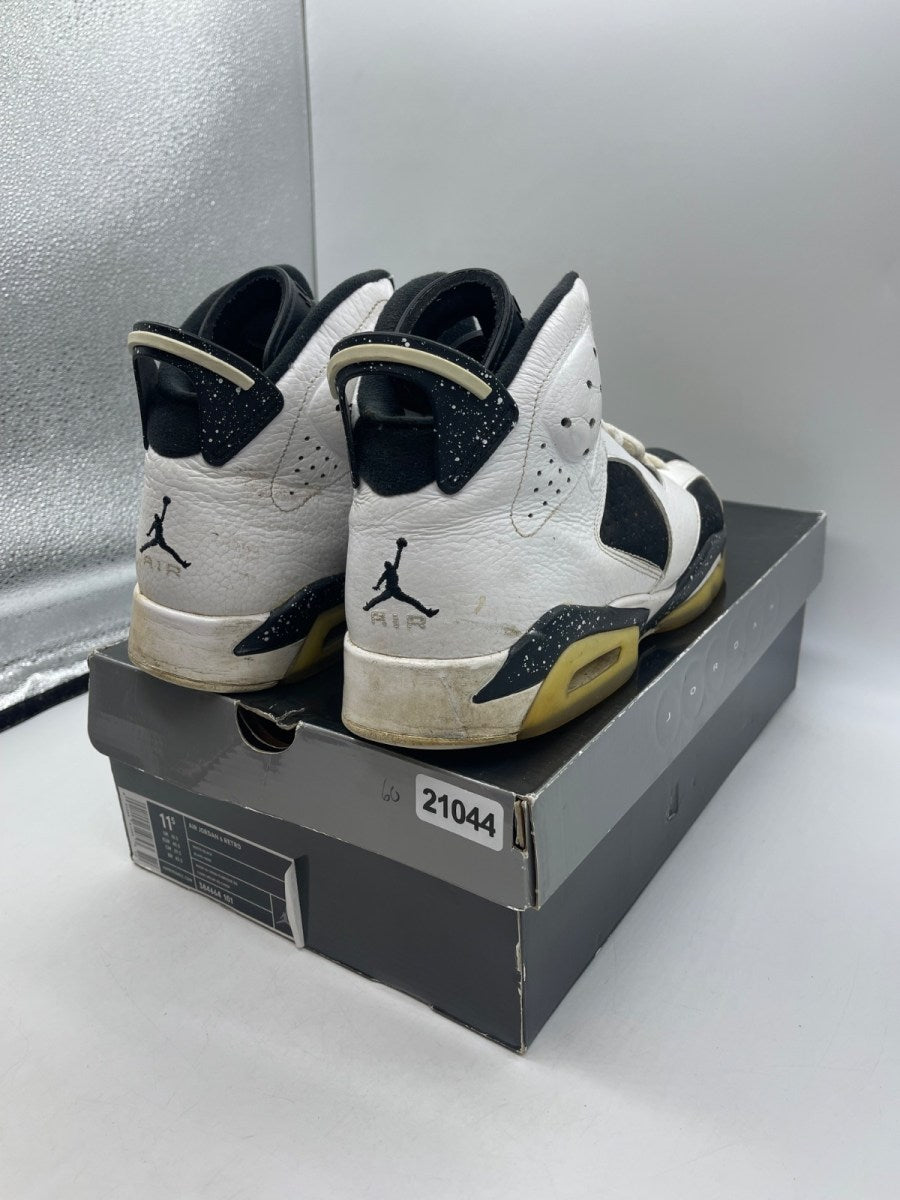 Jordan 6 Retro Oreo 11.5 (Moderately Worn Pre-Owned) - Image 5