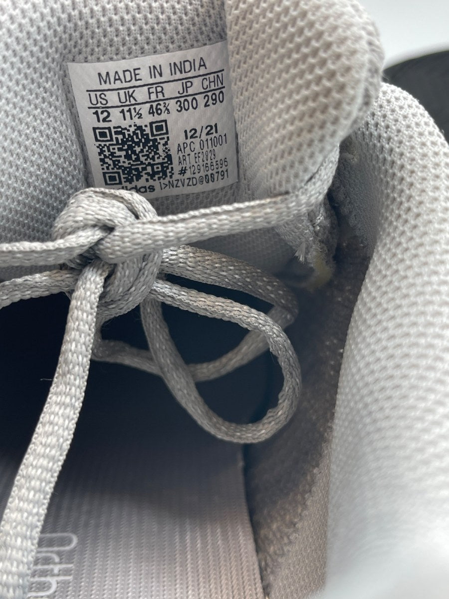 adidas Yeezy Boost 700 V2 Static 12 (Moderately Worn Pre-Owned) - Image 8