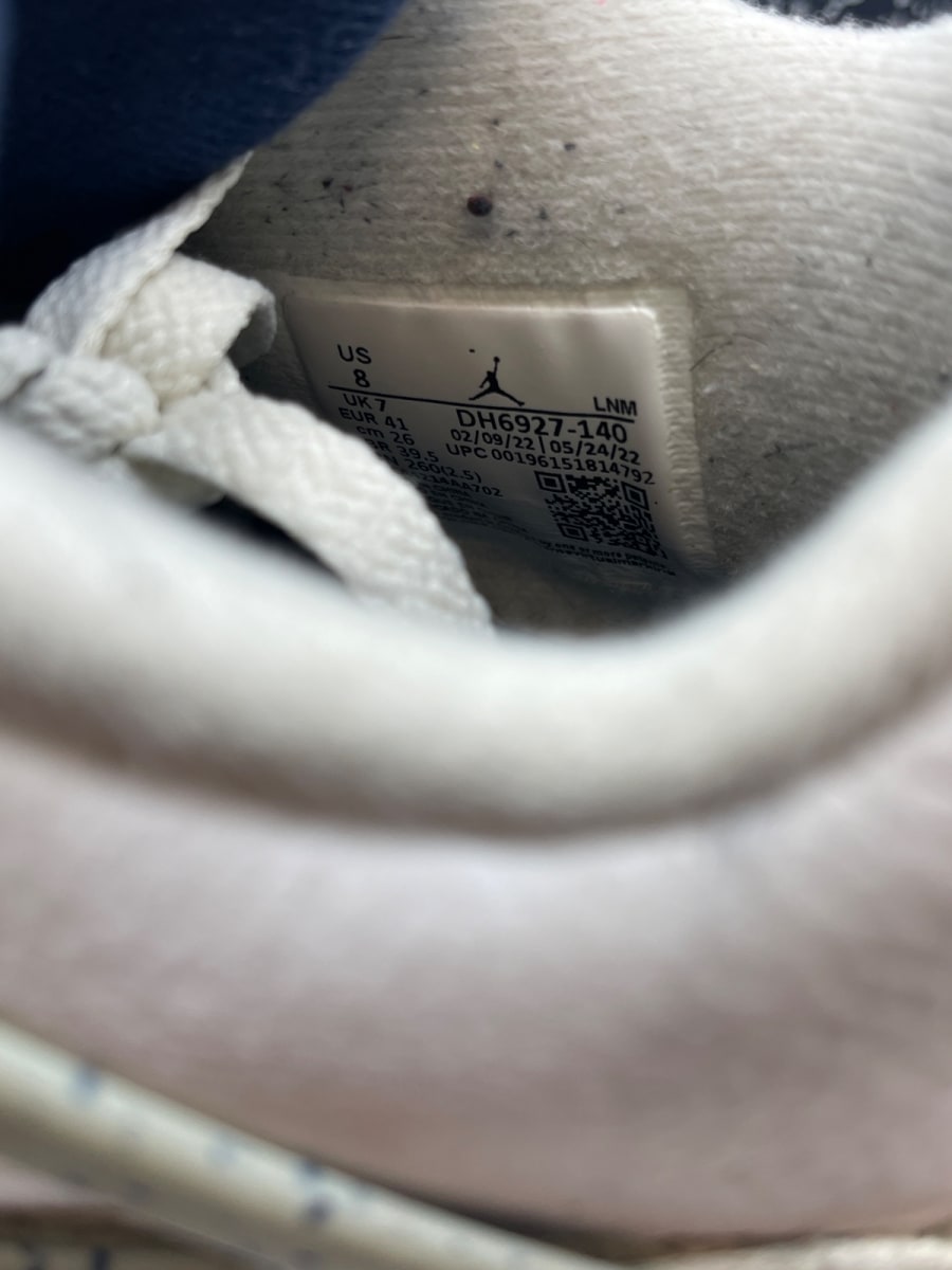 Jordan 4 Retro Midnight Navy 8 (Heavily Worn Pre-Owned) - Image 8
