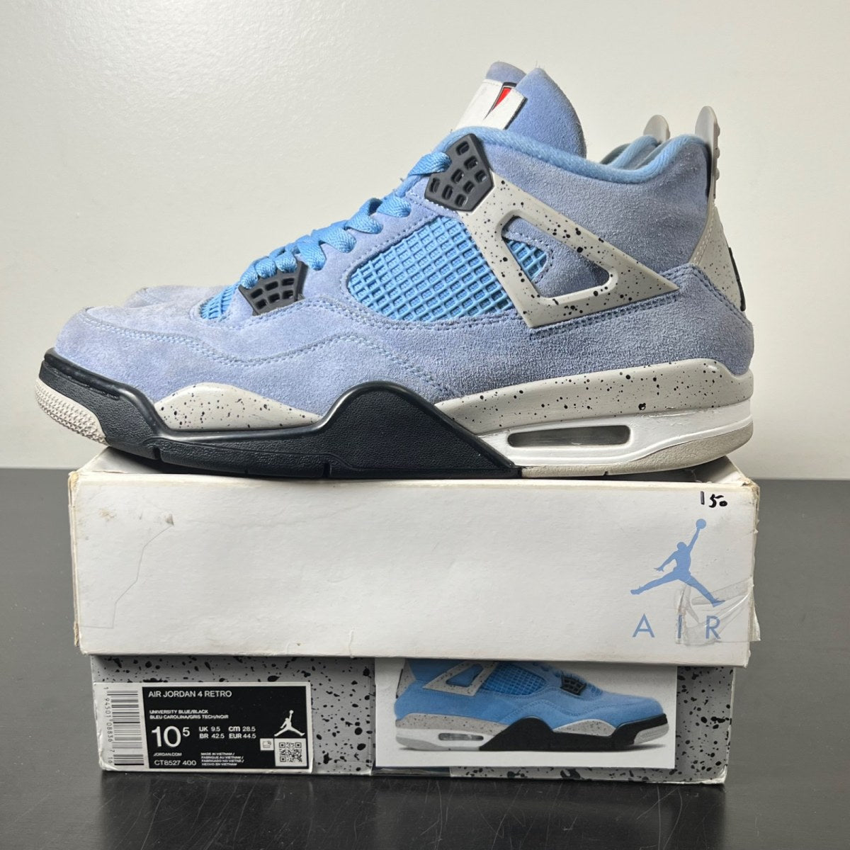 Jordan 4 Retro University Blue 10.5 (Moderately Worn Pre-Owned)JordanUniversity Blue/Tech Grey-White-Black - Image 3