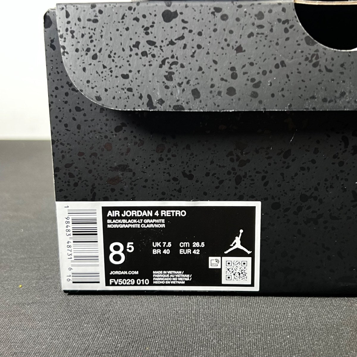 Jordan 4 Retro Black Cat (2025) 8.5 (Lightly Worn Pre-Owned)JordanBlack/Black/Light Graphite