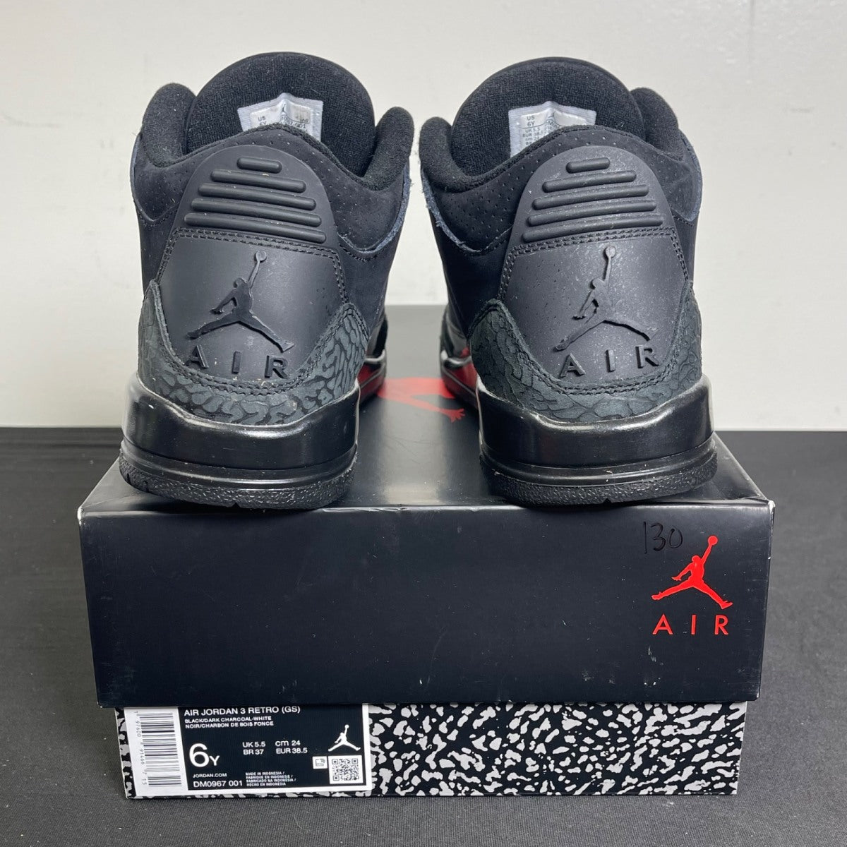 Jordan 3 Retro Black Cat (2025) (GS) 6Y (Moderately Worn Pre-Owned)JordanBlack/Dark Charcoal/Black - Image 4