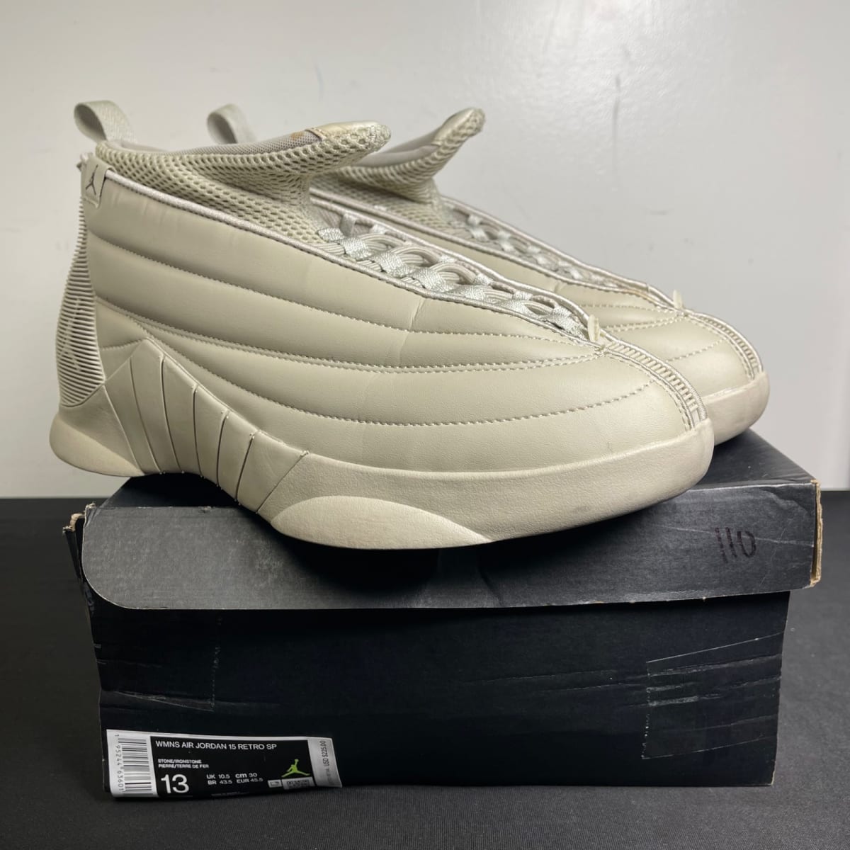 Jordan 15 Retro Billie Eilish (Women's) (Size 13W) - aux