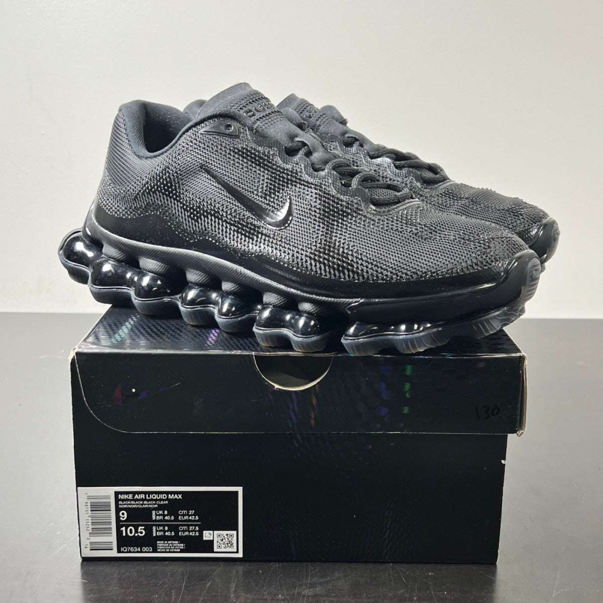 Nike Air Liquid Max Triple Black 9 (Lightly Worn Pre-Owned)NikeBlack/Black/Black/Clear/Metallic Silver - Image 1