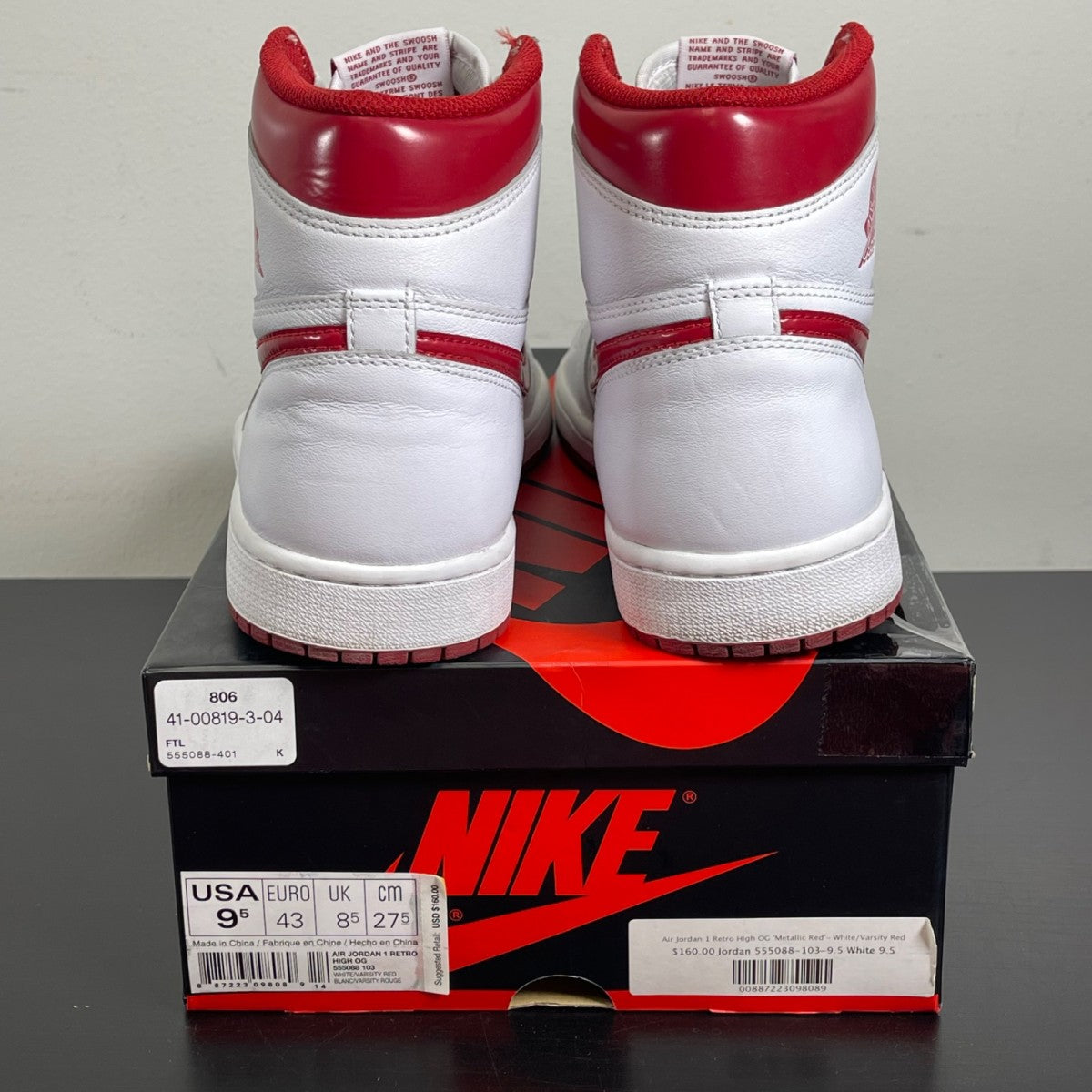 Jordan 1 Retro Metallic Red (2017) 9.5 (Moderately Worn Pre-Owned)JordanWhite/Varsity Red - Image 4