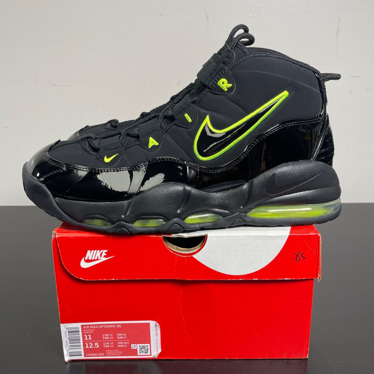 Nike Air Max Uptempo 95 Black Volt 11 (Moderately Worn Pre-Owned)NikeBlack/Volt - Image 3