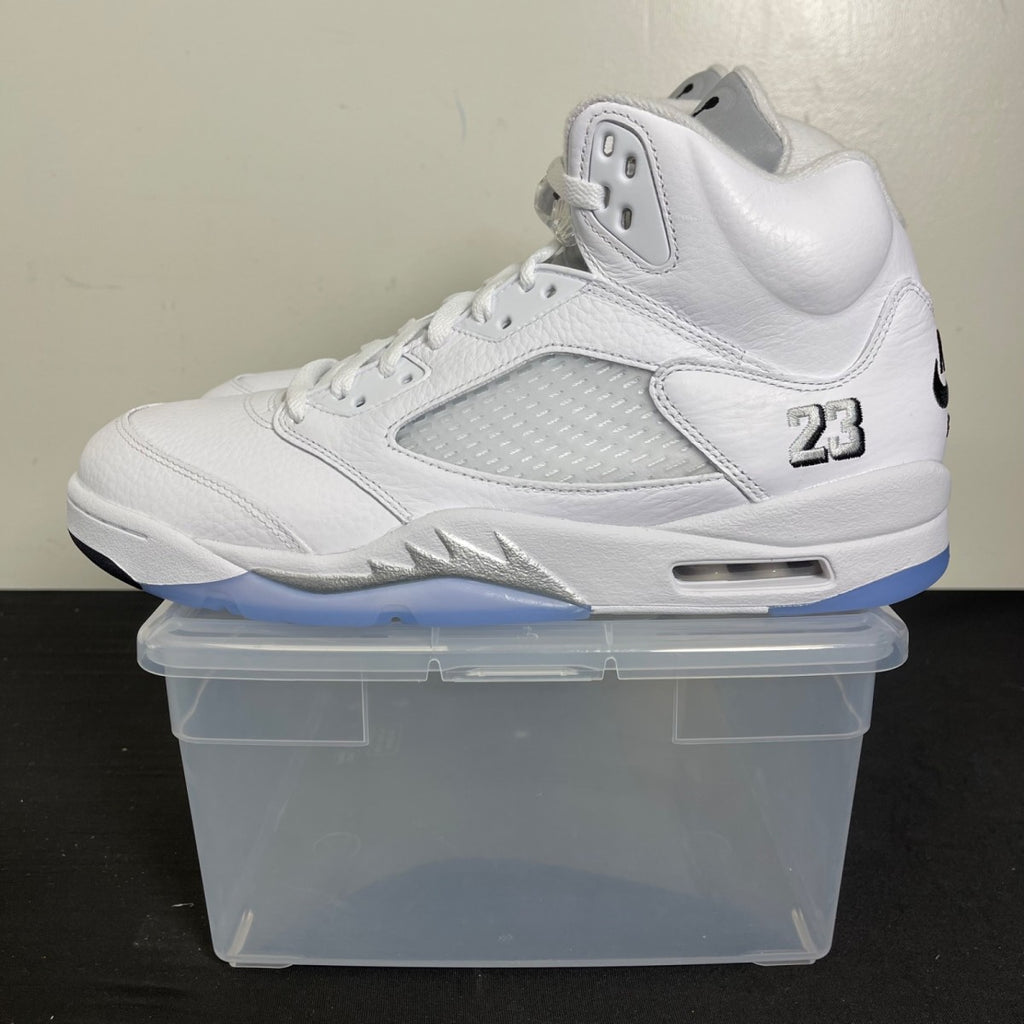 Jordan 5 Retro White Metallic (2026) 12 (New Pre-Owned)JordanWhite/Metallic Silver/Black - Image 3
