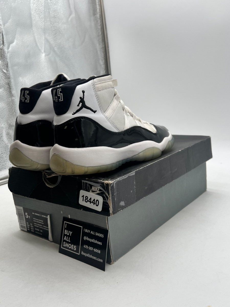 Jordan 11 Retro Concord (2018) (GS) 5Y (Moderately Worn Pre-Owned) - Image 5