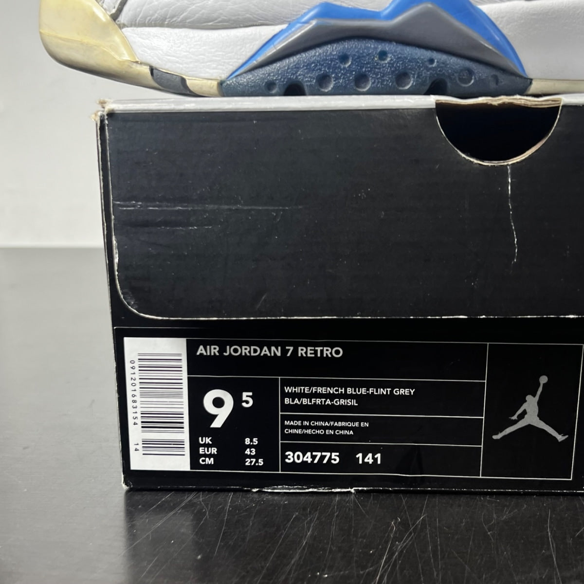 Jordan 7 Retro French Blue (2002) 9.5 (Heavily Worn Pre-Owned)JordanWhite/French Blue-Flint Grey - Image 4
