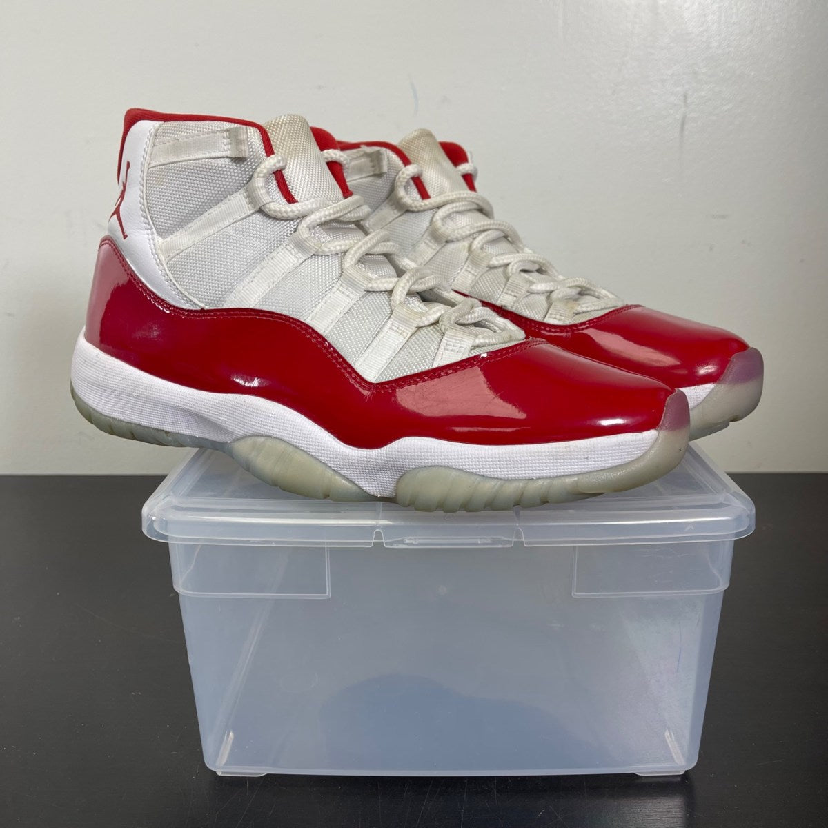 Jordan 11 Retro Cherry (2022) 10.5 (Moderately Worn Pre-Owned)JordanWhite/Varsity Red/Black - Image 1