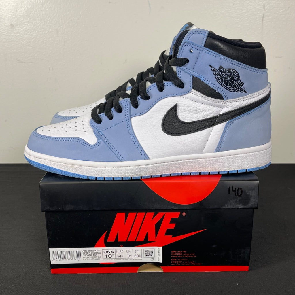 Jordan 1 Retro High OG University Blue 10.5 (Moderately Worn Pre-Owned)JordanWhite/University Blue-Black - Image 3