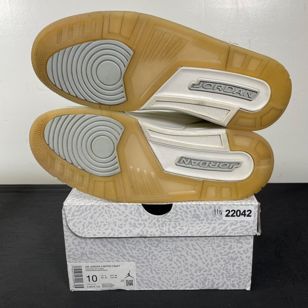 Jordan 3 Retro Craft Ivory 10 (Moderately Worn Pre-Owned)JordanIvory/Grey Mist/Cream - Image 5