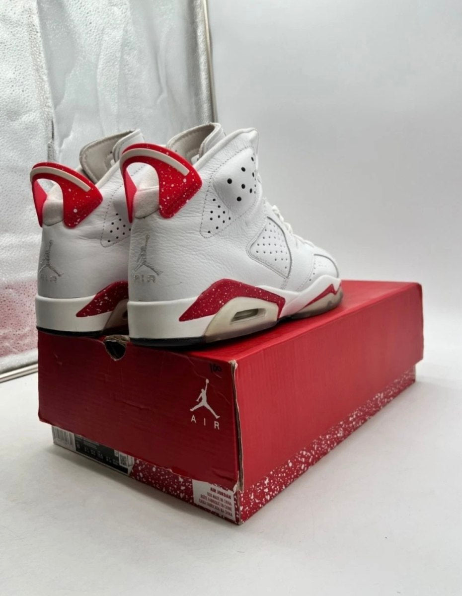 Jordan 6 Retro Red Oreo 10 (Lightly Worn Pre-Owned)JordanWhite/University Red-Black - Image 3
