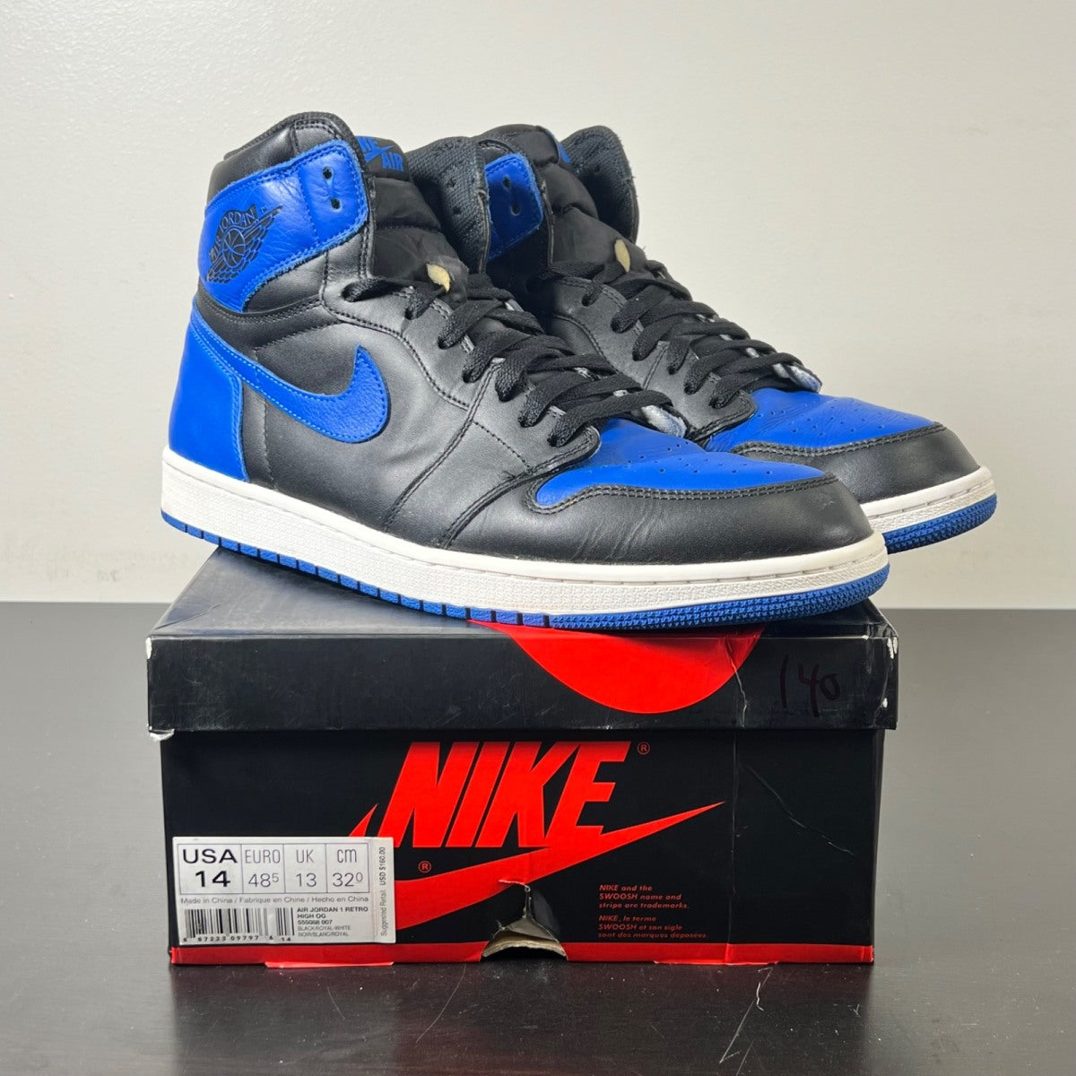 Jordan 1 Retro Royal (2017) 14 (Moderately Worn Pre-Owned)JordanBlack/Varsity Royal-White - Image 1