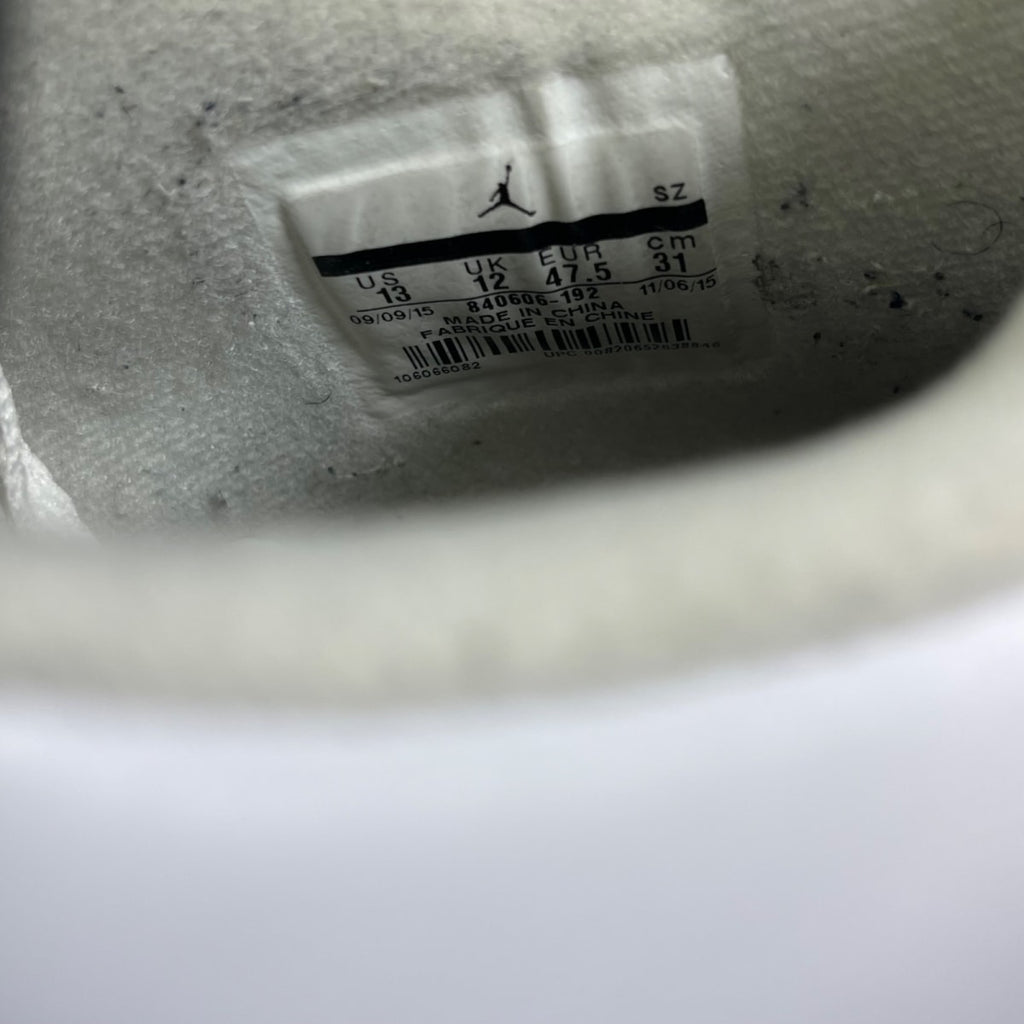 Jordan 4 Retro White Cement (2016) 13 (Moderately Worn Pre-Owned)JordanWhite/Fire Red-Black-Tech Grey - Image 6