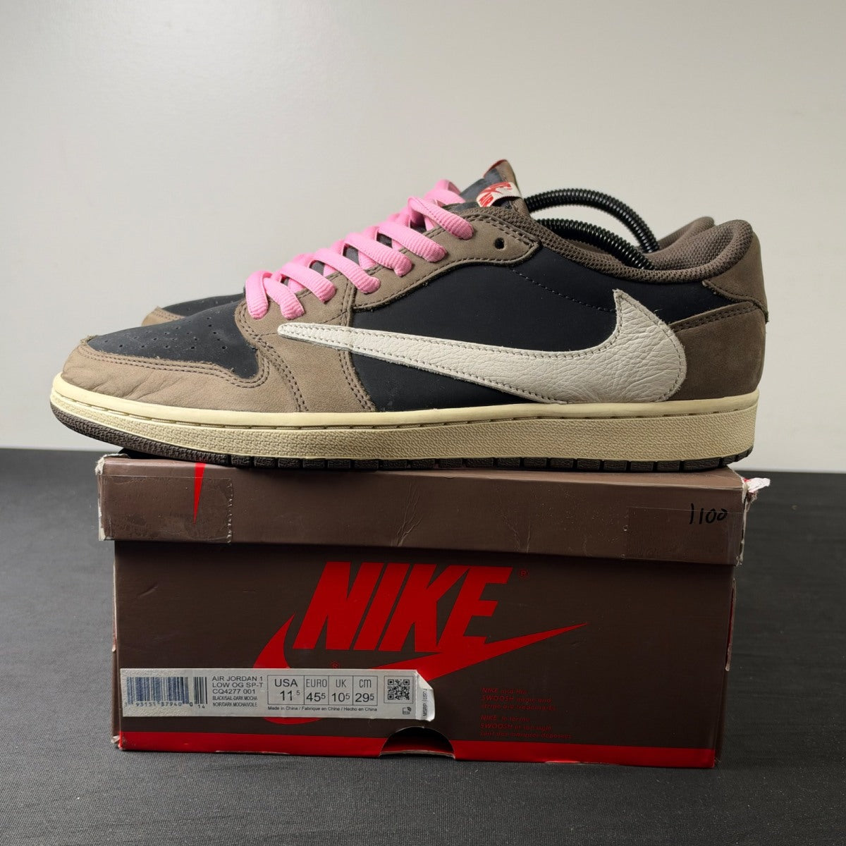 Jordan 1 Retro Low OG SP Travis Scott Mocha (Size 11.5) - Image 3