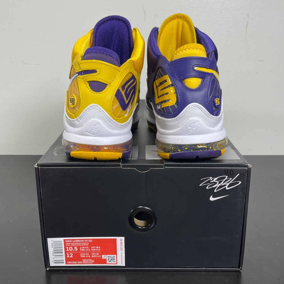 Nike LeBron 7 Media Day 10.5 (Moderately Worn Pre-Owned)NikeCourt Purple/White-Amarillo - Image 4
