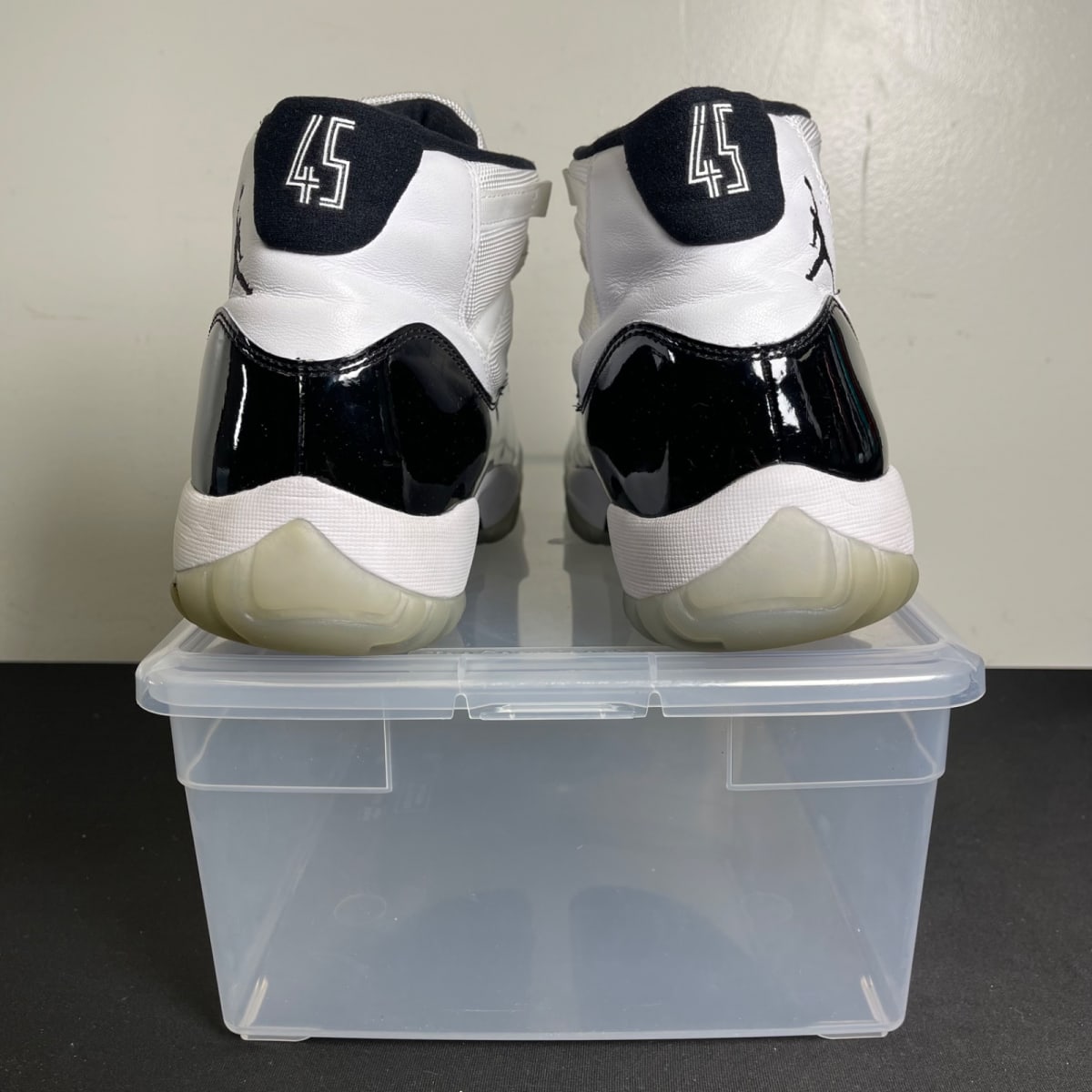 Jordan 11 Retro Concord (2018) (Size 12) - aux