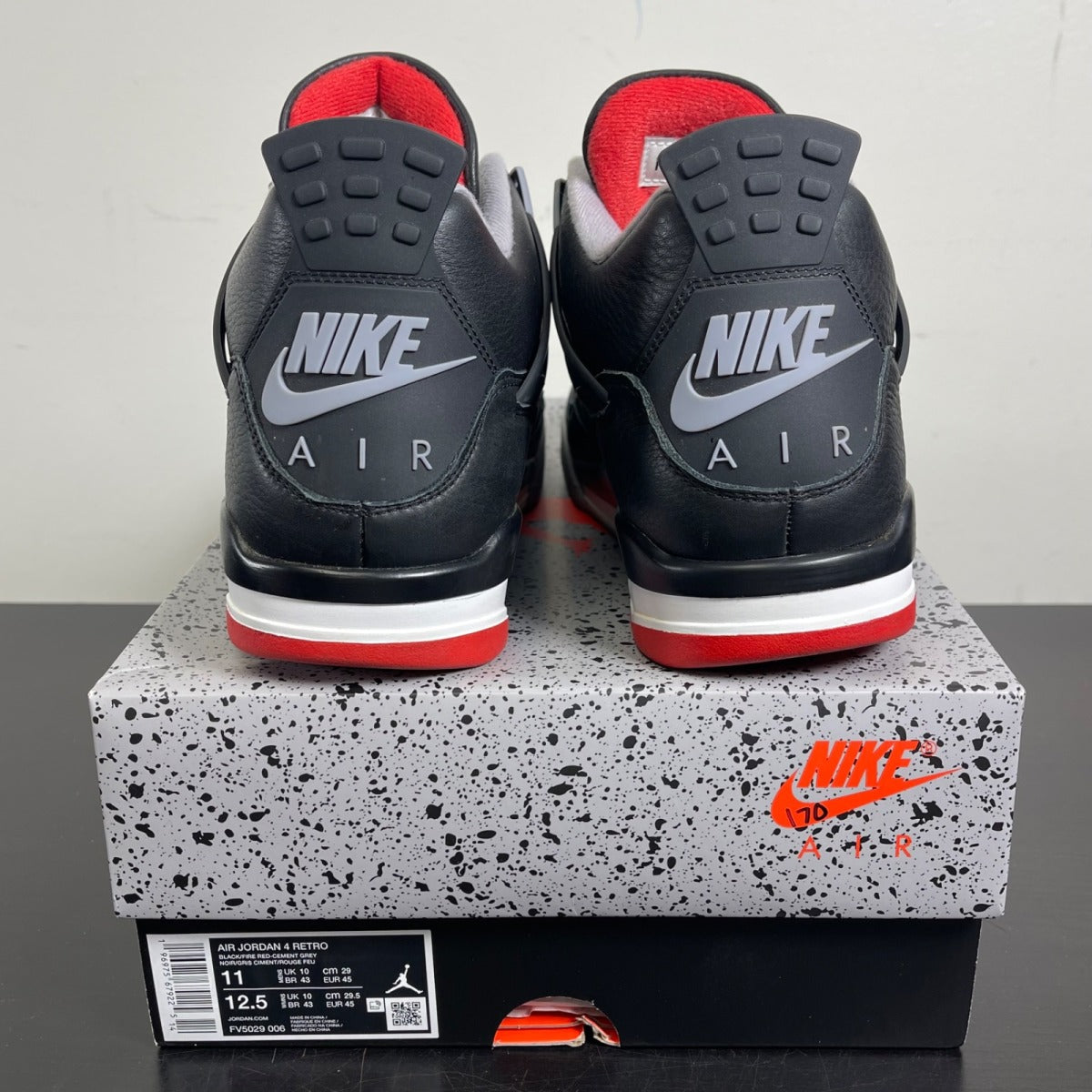 Jordan 4 Retro Bred Reimagined 11 (Moderately Worn Pre-Owned)JordanBlack/Cement Grey/Varsity Red/Summit White - Image 4
