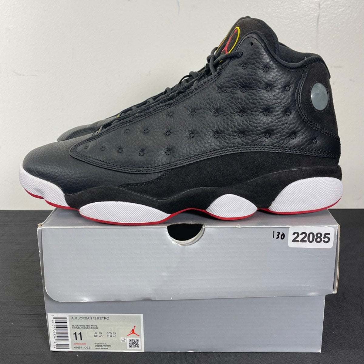 Jordan 13 Retro Playoffs (2023) 11 (Moderately Worn Pre-Owned)JordanBlack/Varsity Red-White-Vibrant Yellow - Image 3