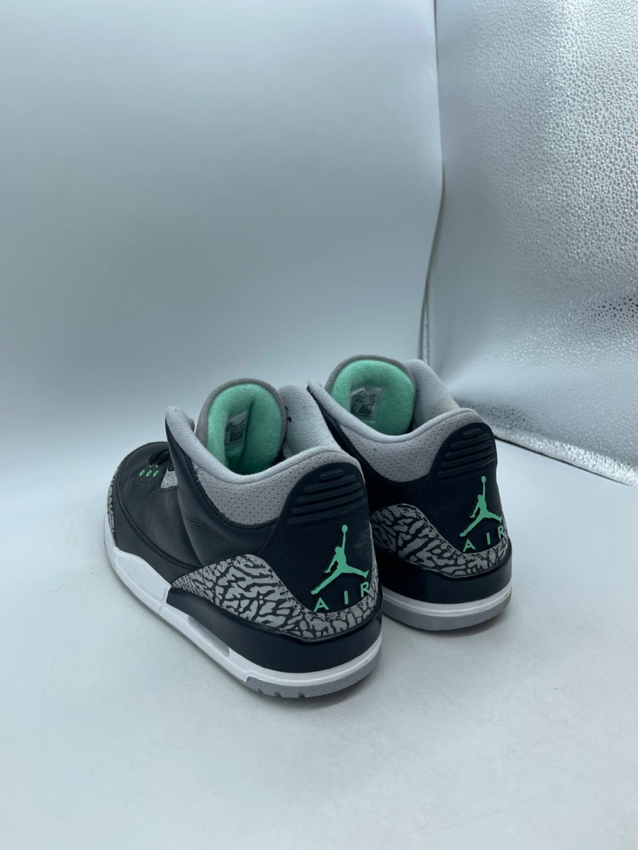 Jordan 3 Retro Green Glow 11 (Moderately Worn Pre-Owned)JordanBlack/Green Glow/Wolf Grey/White - Image 4