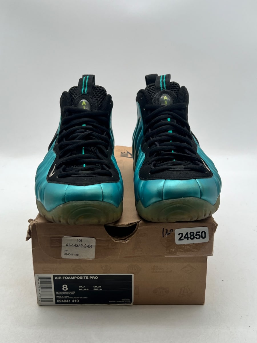 Nike Air Foamposite Pro Electric Blue 8 (Moderately Worn Pre-Owned)NikeRetro/Black-White - Image 2