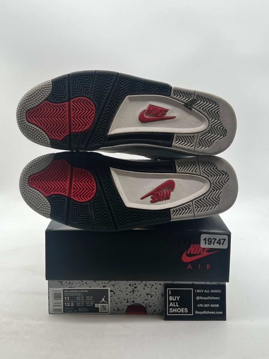 Jordan 4 Retro White Cement (2025) 11 (Lightly Worn Pre-Owned) - Image 8