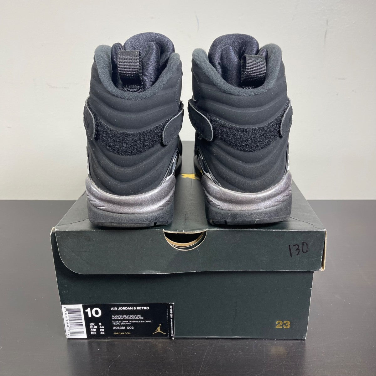 Jordan 8 Retro Chrome (2015) 10 (Moderately Worn Pre-Owned)JordanBlack/White-Light Graphite - Image 4