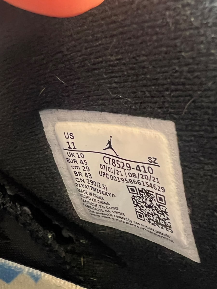 Jordan 6 Retro UNC White 11 (Heavily Worn Pre-Owned)JordanUniversity Blue/White/College Navy/Black - Image 9