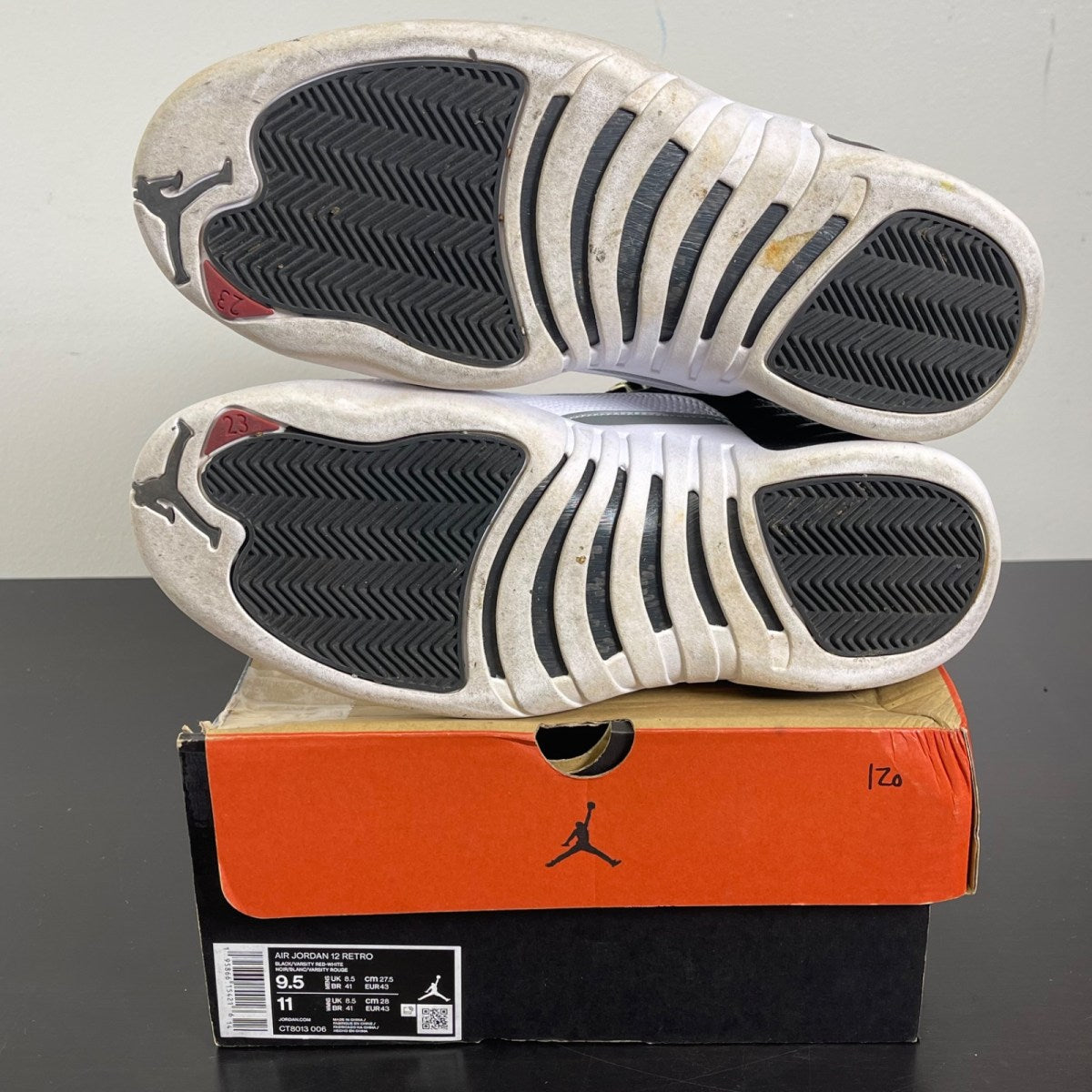 Jordan 12 Retro Playoffs (2022) 9.5 (Moderately Worn Pre-Owned)JordanBlack/Varsity Red-White - Image 5