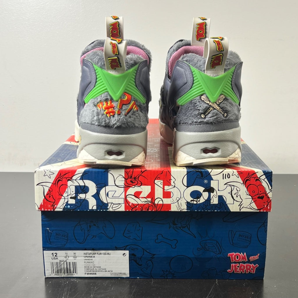 Reebok Instapump Fury Tom & Jerry 12 (Lightly Worn Pre-Owned)ReebokCold Grey 6/Hero Yellow-Black - Image 4