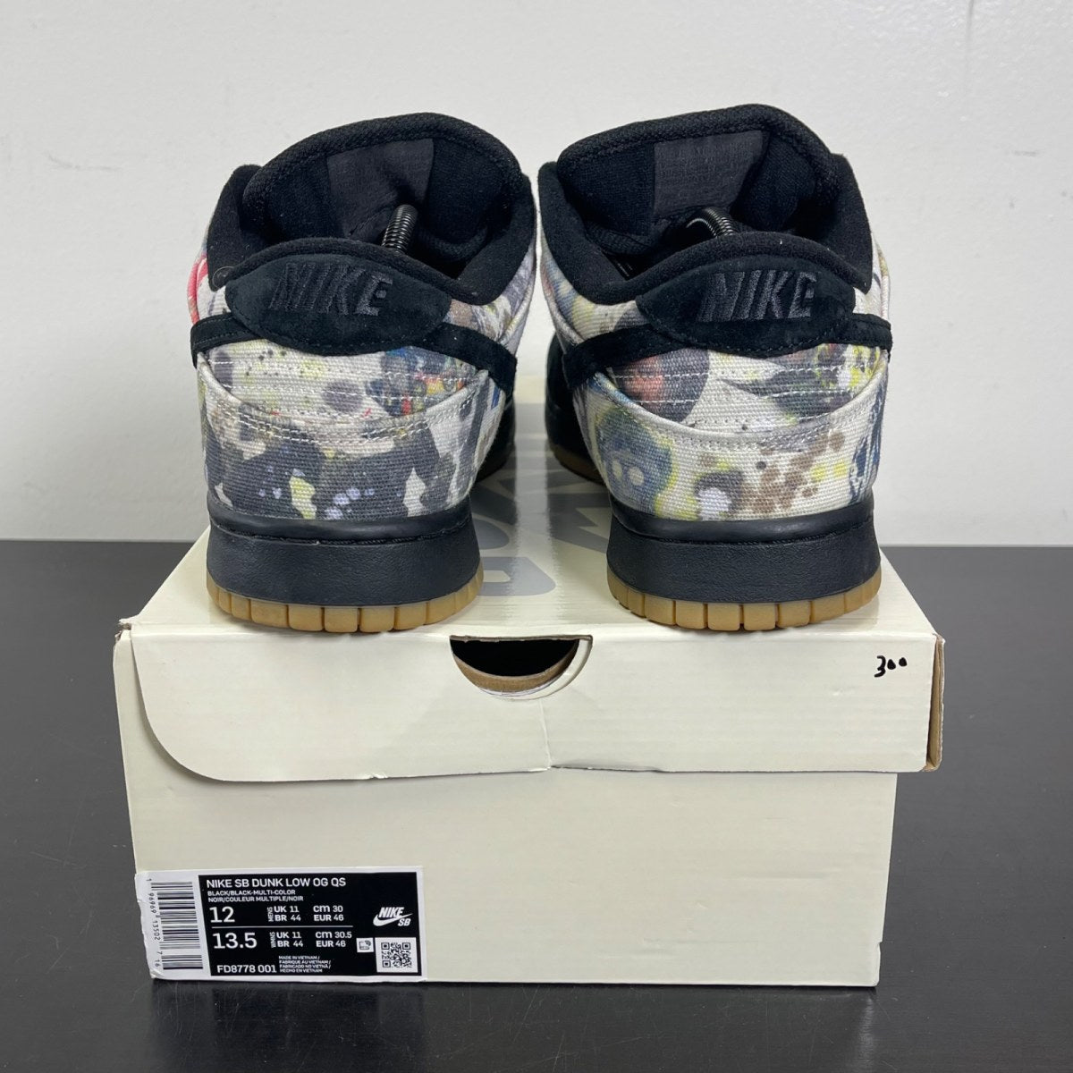 Nike SB Dunk Low Supreme Rammellzee 12 (Moderately Worn Pre-Owned)NikeBlack/Black-Multi-Color - Image 4