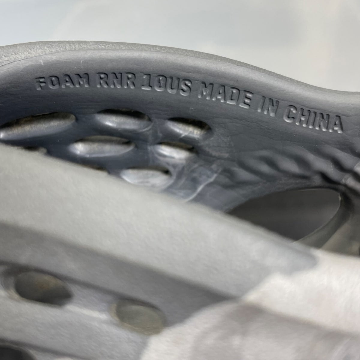 adidas Yeezy Foam RNR MX Granite 10 (Moderately Worn Pre-Owned)adidasAntoca/MX Granite/MX Granite - Image 6