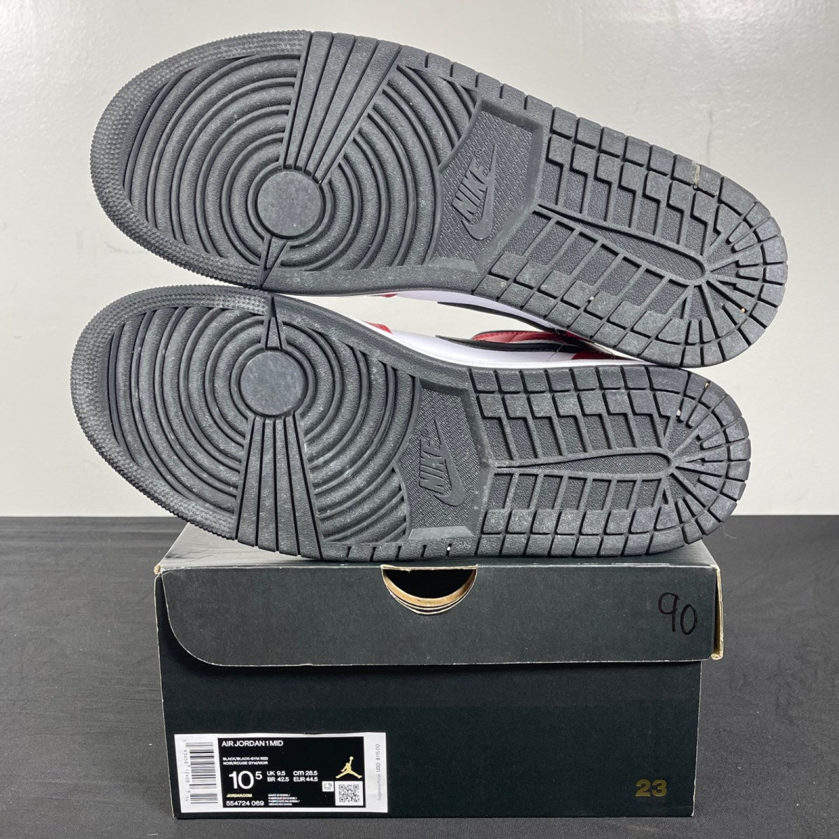 Jordan 1 Mid Chicago Toe 10.5 (Moderately Worn Pre-Owned)JordanBlack/Gym Red-White - Image 5