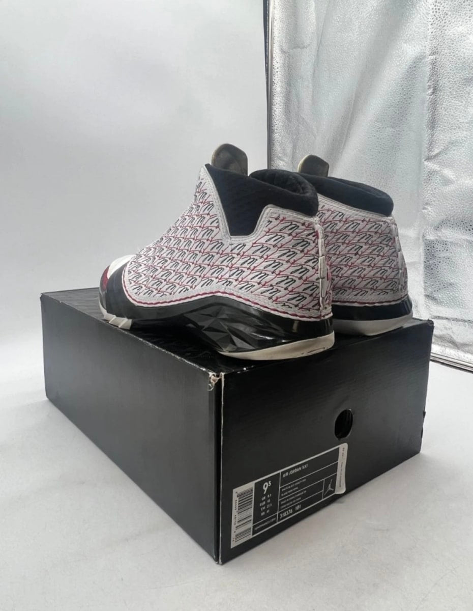 Jordan 23 All-Star 9.5 (Moderately Worn Pre-Owned)JordanWhite/Black-Varsity Red - Image 4