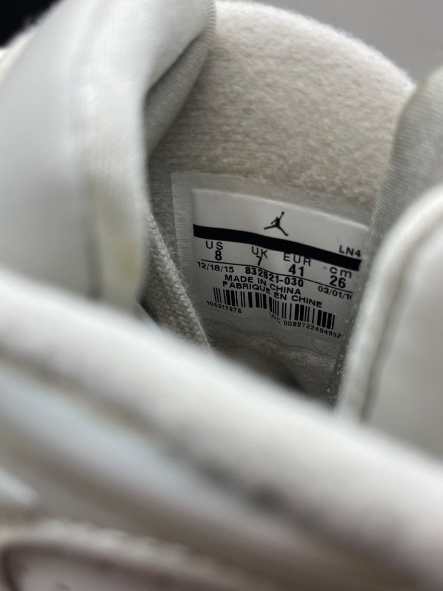 Jordan 8 Retro Champagne 8 (Moderately Worn Pre-Owned) - Image 8