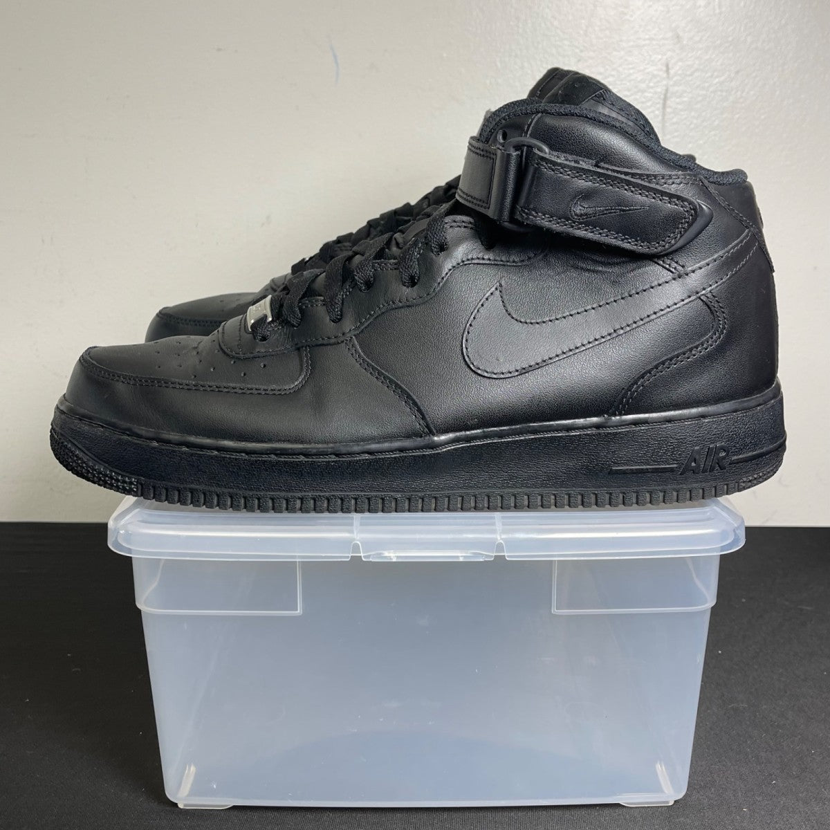 Nike Air Force 1 Mid Black (2016) (Size 11.5) - Image 3