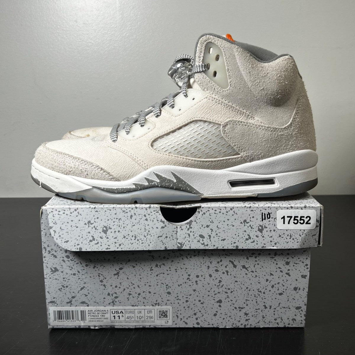 Jordan 5 Retro SE Craft Light Orewood Brown 11.5 (Heavily Worn Pre-Owned)JordanLight Orewood Brown/Safety Orange/Flat Pewter/Sail - Image 3