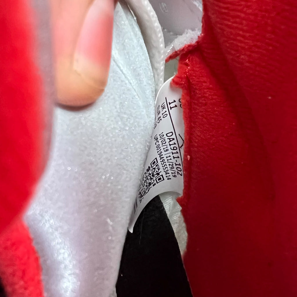 Jordan 5 Retro Fire Red Silver Tongue (2020) 11 (Lightly Worn Pre-Owned)JordanWhite/Black-Metallic Silver-Fire Red - Image 7