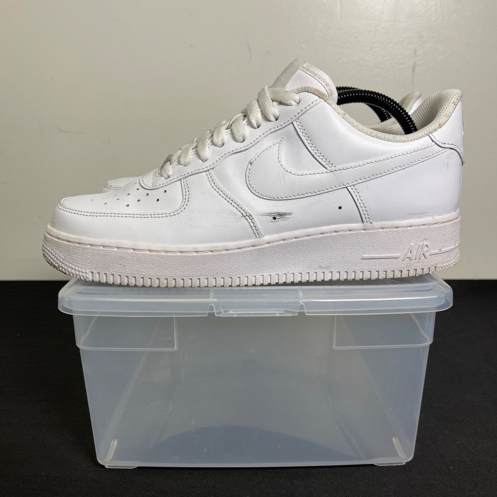 Nike Air Force 1 Low '07 White 9 (Moderately Worn Pre-Owned)NikeWhite/White - Image 3