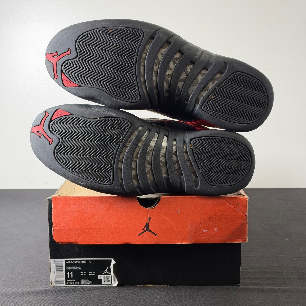 Jordan 12 Retro Reverse Flu Game (Size 11) - aux