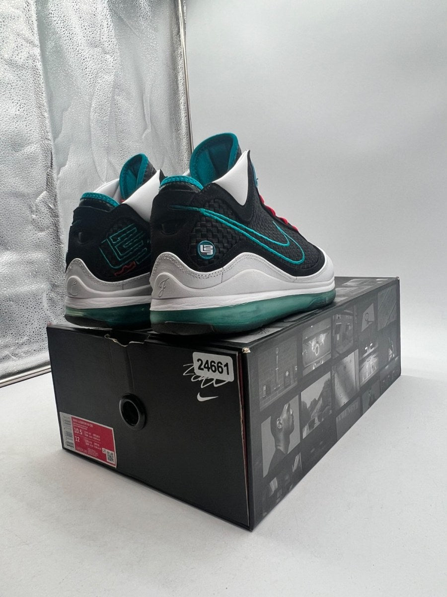 Nike LeBron 7 NFW Red Carpet (2019) 10.5 (Moderately Worn Pre-Owned)NikeWhite/Black-Glass Blue-Challenge Red - Image 5