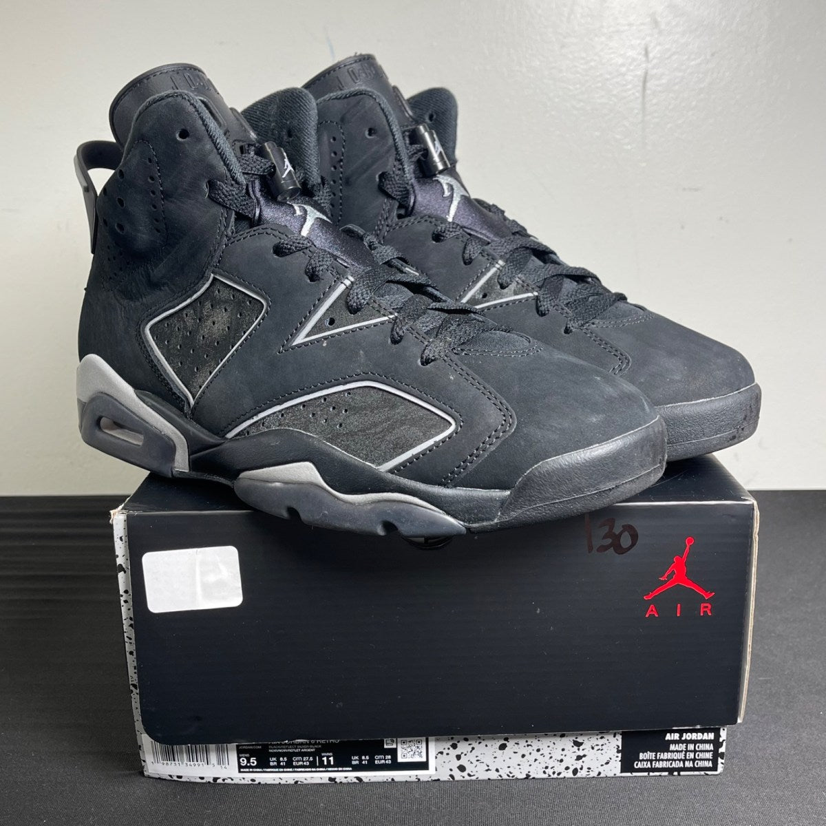 Jordan 6 Retro Cap and Gown (Size 9.5) - Image 1