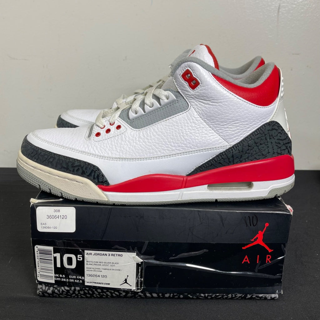Jordan 3 Retro Fire Red (2013) 10.5 (Moderately Worn Pre-Owned)JordanWhite/Fire Red-Neutral Grey-Black - Image 3