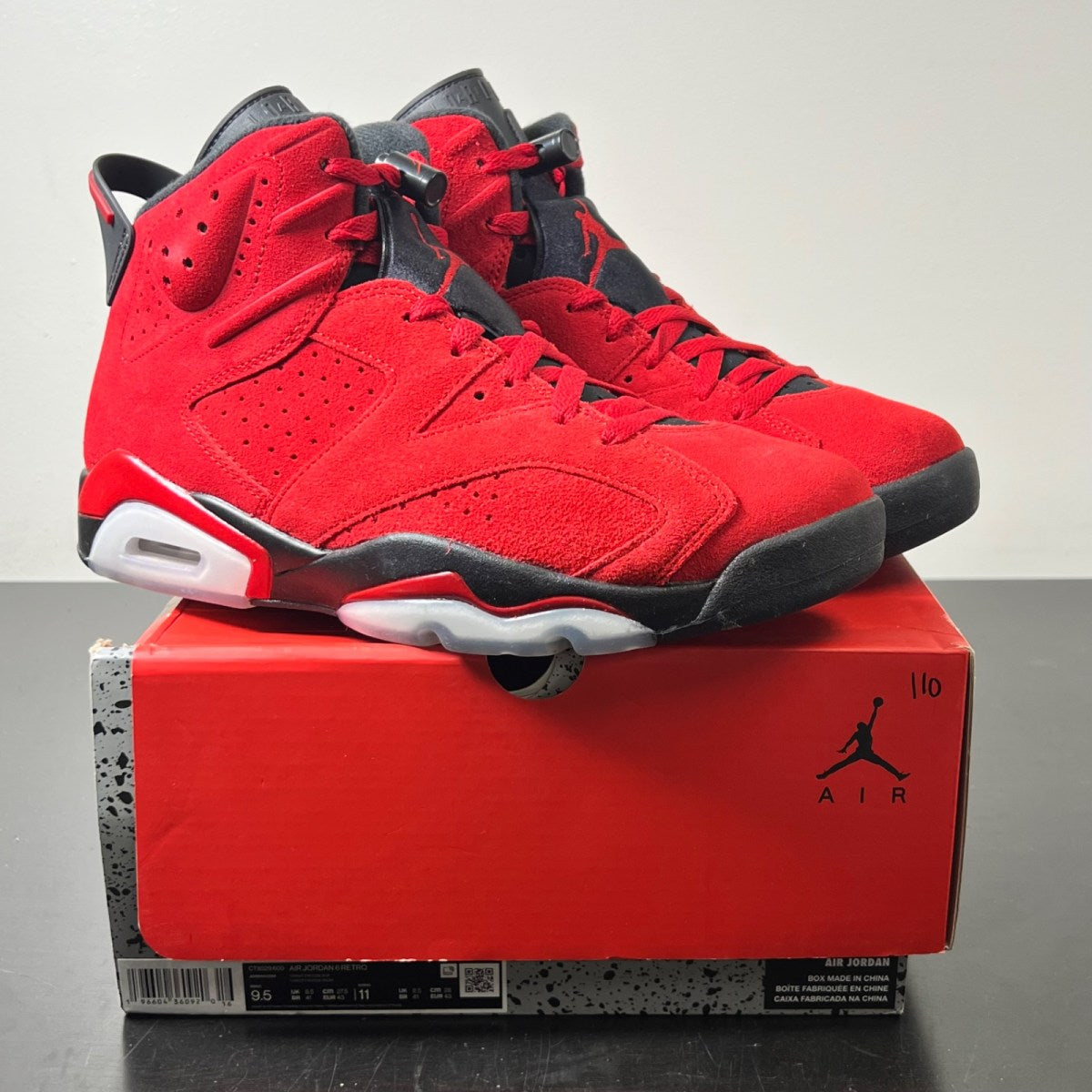 Jordan 6 Retro Toro Bravo 9.5 (Lightly Worn Pre-Owned)JordanVarsity Red/Black - Image 1