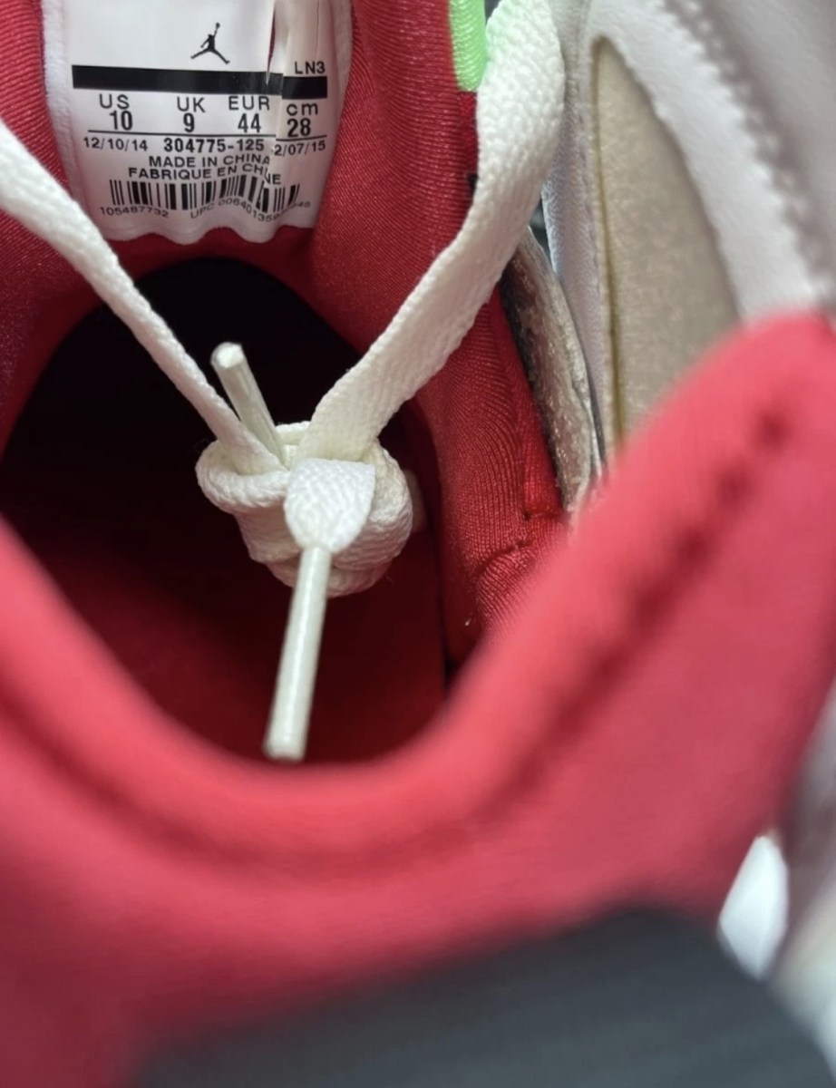 Jordan 7 Retro Hare (2015) 10 (Heavily Worn Pre-Owned)JordanWhite/True Red-Light Silver-Tourmaline - Image 8
