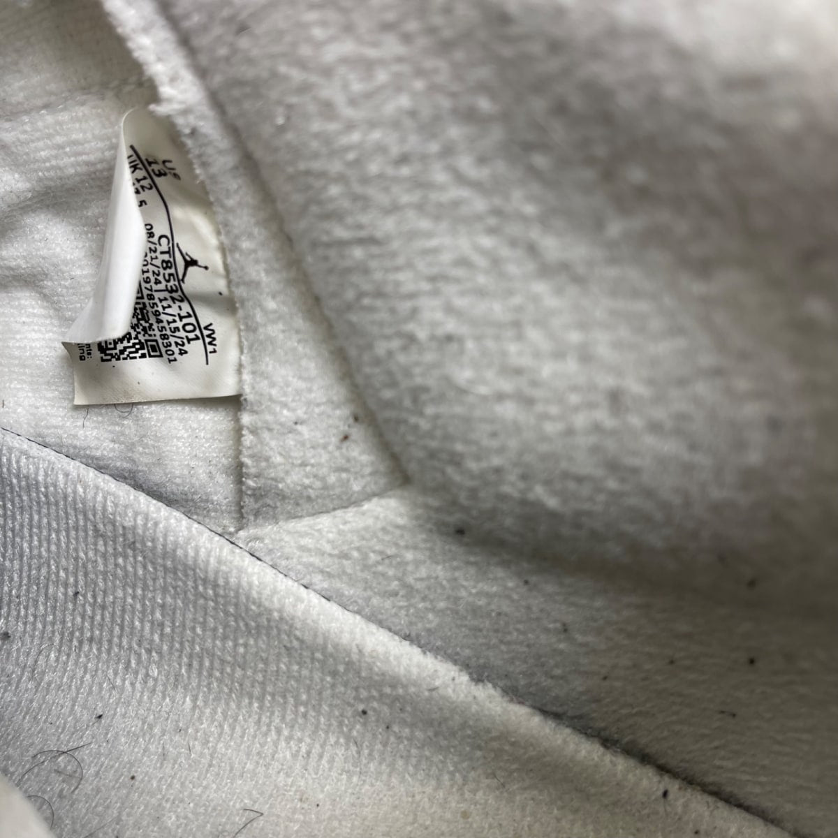 Jordan 3 Retro Lucky Shorts 13 (Moderately Worn Pre-Owned)JordanSummit White/Hydrogen Blue-Legend Blue-Photon Dust-Pure Platinum-Sail - Image 6