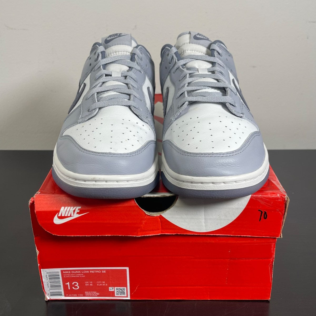 Nike Dunk Low SE Light Carbon 13 (Moderately Worn Pre-Owned)NikeWhite/Light Carbon/Platinum Tint - Image 2